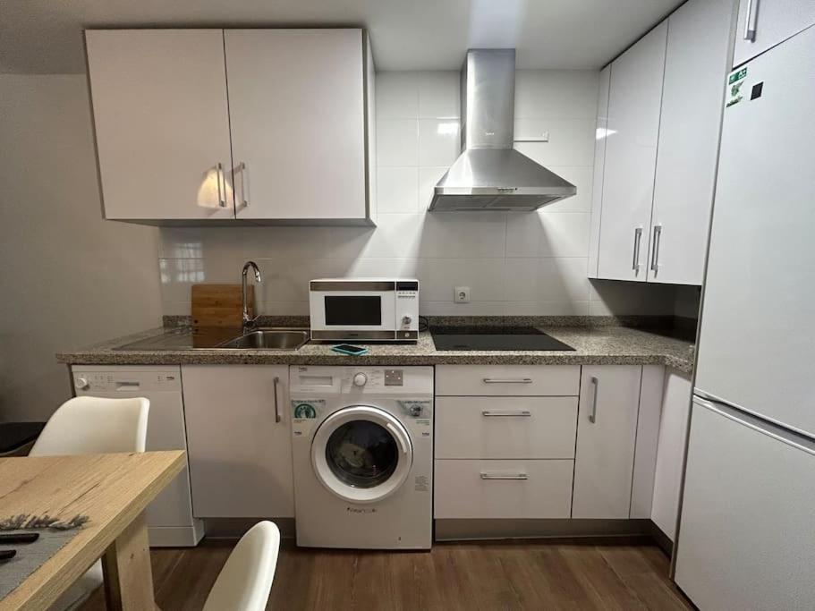 Apartamento Petite California Duenas Sevilla Exterior foto